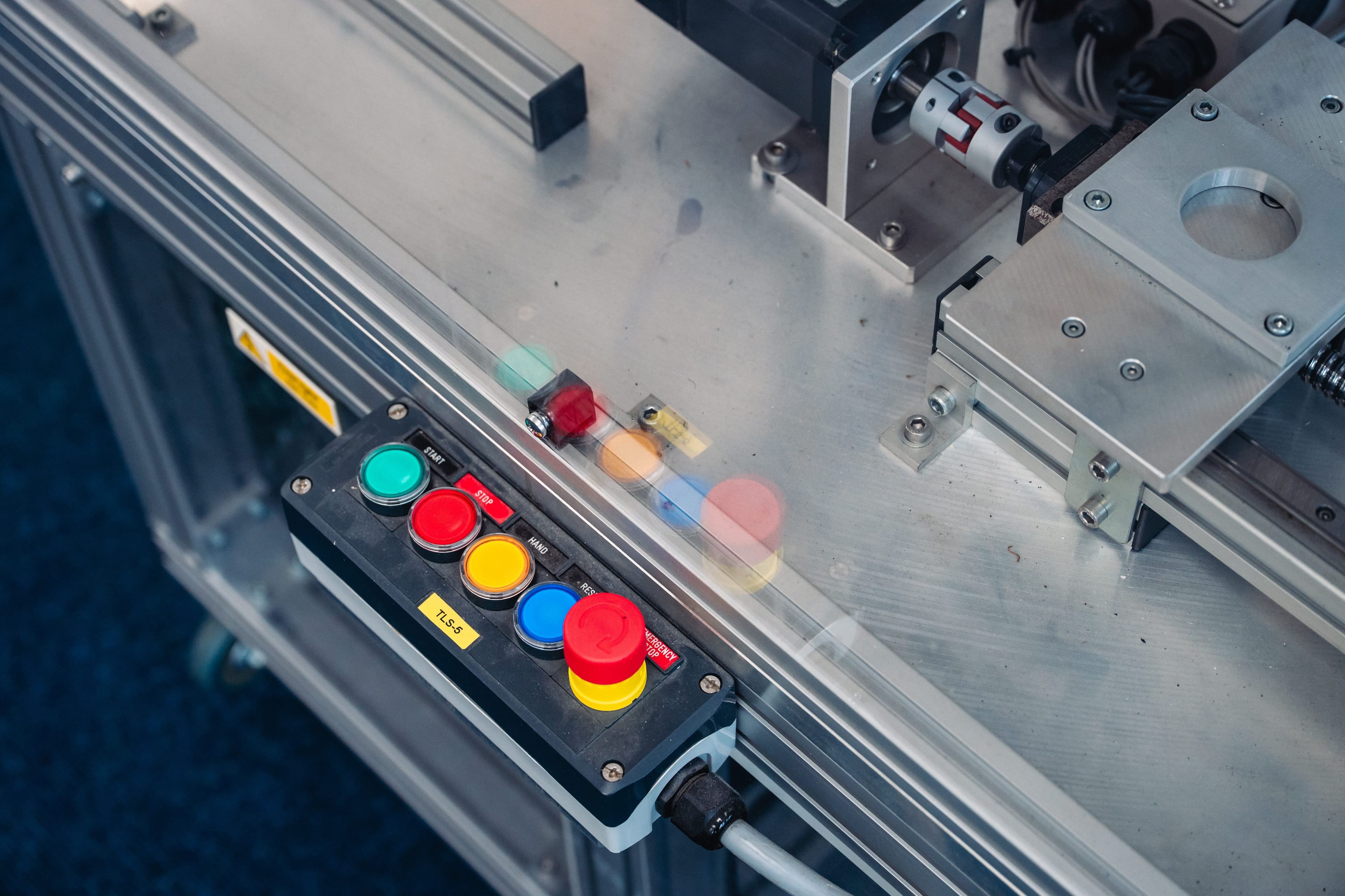 Programmable Logic Controllers - Beginner