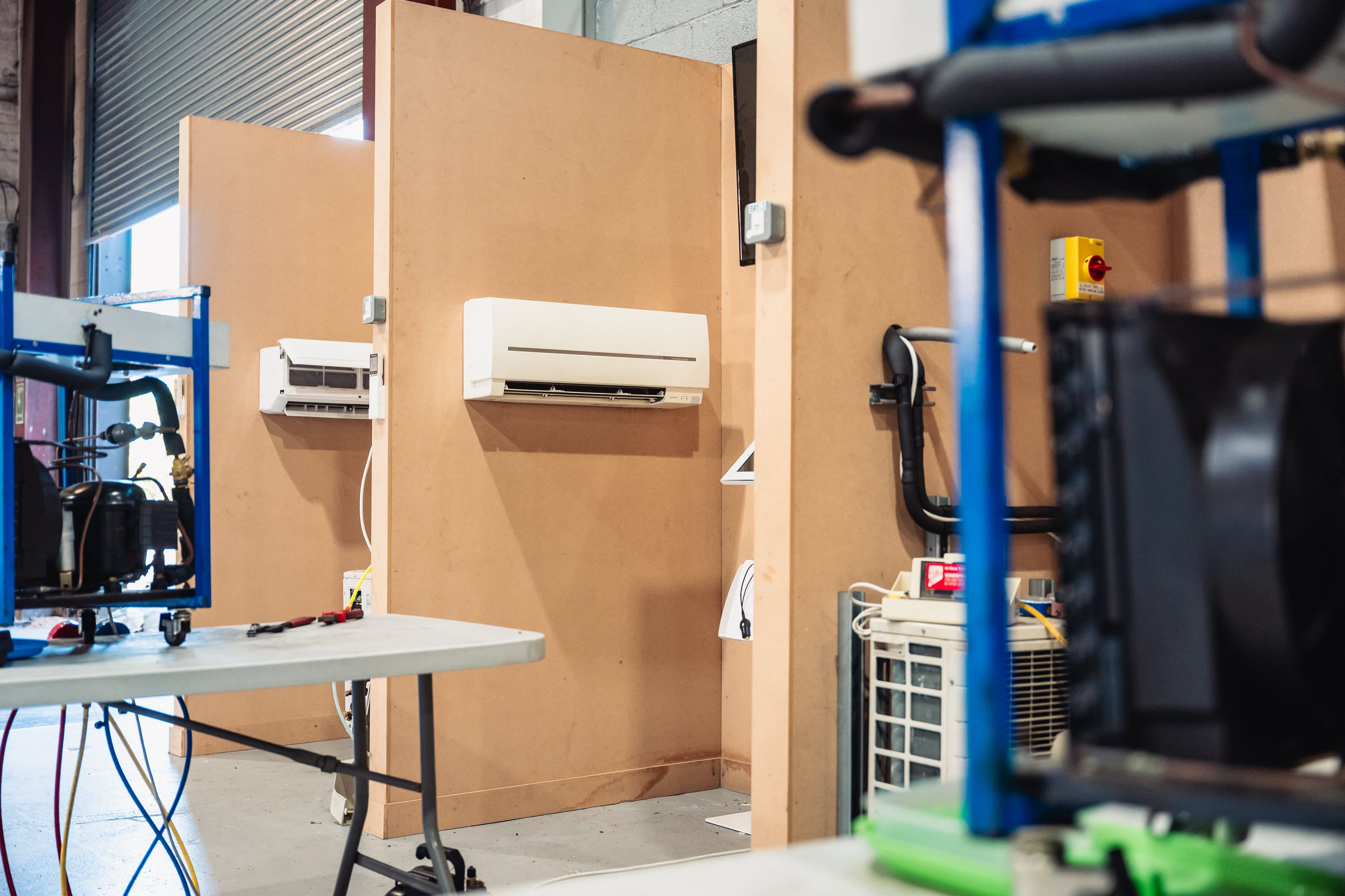 Central Heating Controls - Wiring and Fault Finding